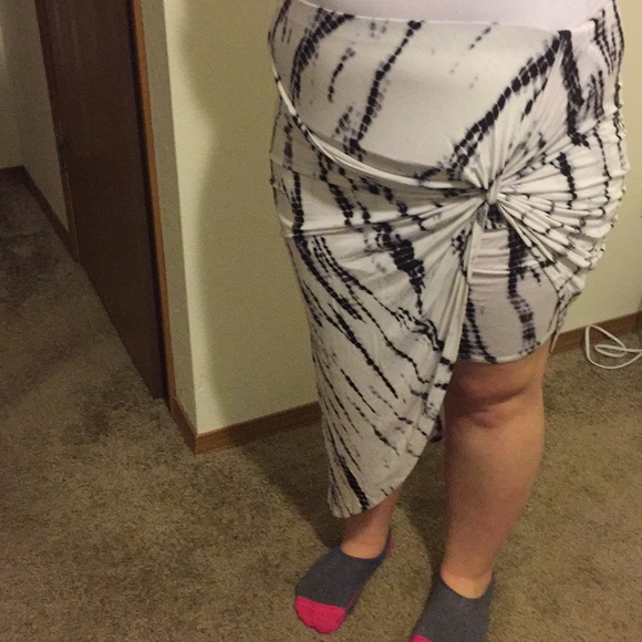 Charlotte Russe Dresses & Skirts - Black and white tie dye skirt